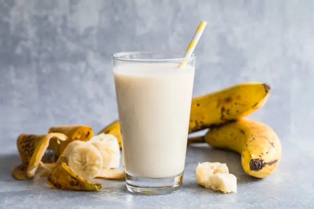 Photo de Smoothie banane ananas coco